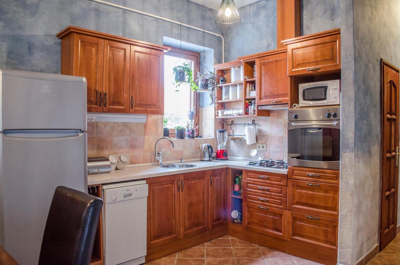 Kohaz Apartman Apartment Veszprem Exterior photo